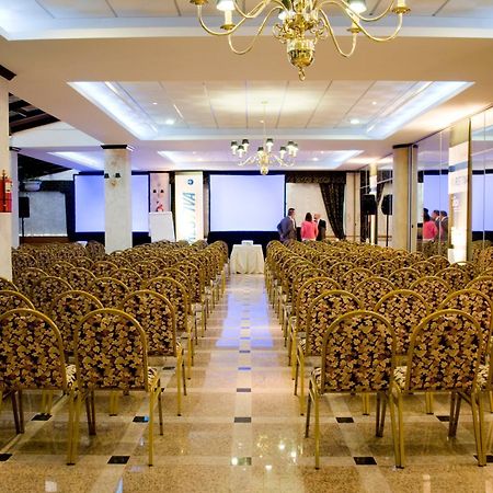 Ramada By Wyndham Buenos Aires Hotel Vicente Lopez Business photo