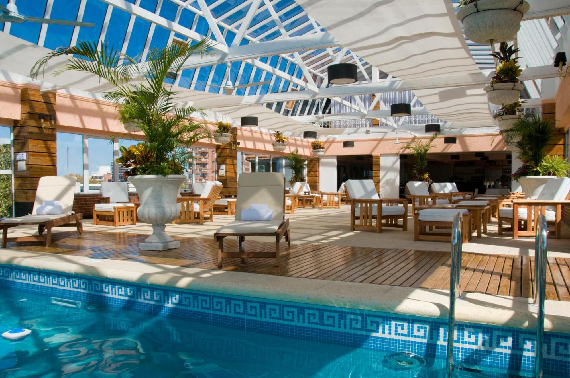 Ramada By Wyndham Buenos Aires Hotel Vicente Lopez Exterior photo