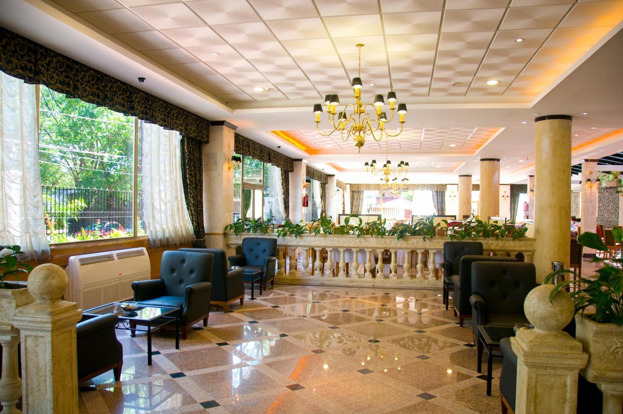 Ramada By Wyndham Buenos Aires Hotel Vicente Lopez Exterior photo