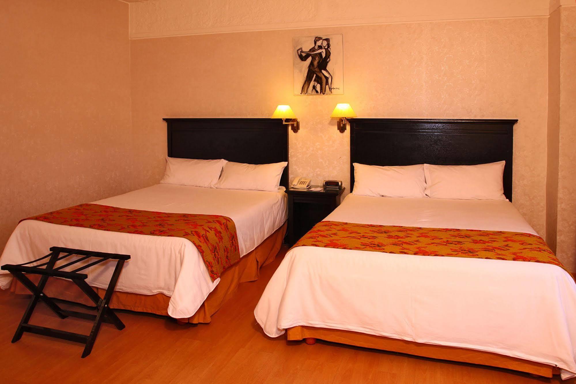 Ramada By Wyndham Buenos Aires Hotel Vicente Lopez Exterior photo
